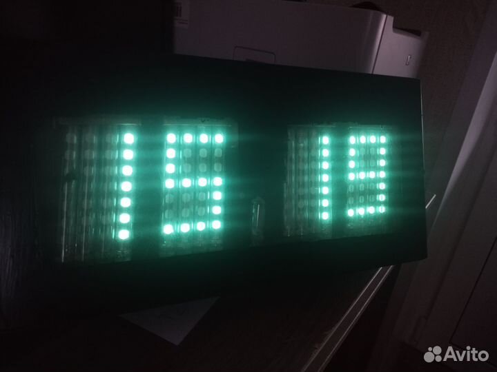 Часы на лампах СССР