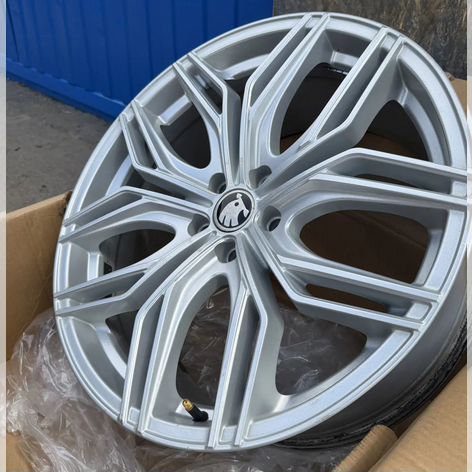 Литые диски Tech Line 619 8.5×R20 5×112