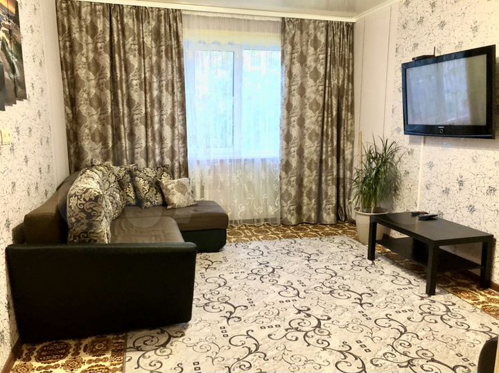 2-к. квартира, 53 м², 4/9 эт.