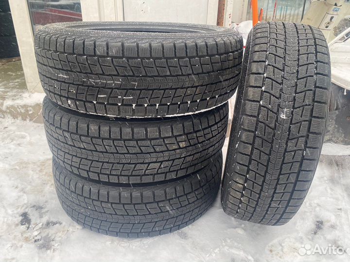 Dunlop Winter Maxx SJ8 235/55 R20 112R