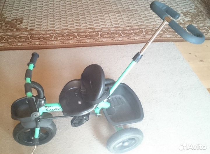 Трехколесный велосипед