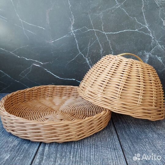Хлебница клош плетеная