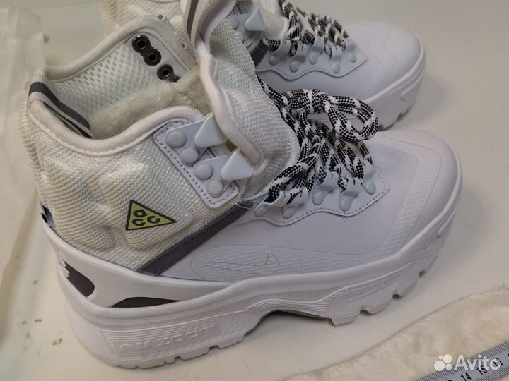 Кроссовки зимние 39 и 40 размер