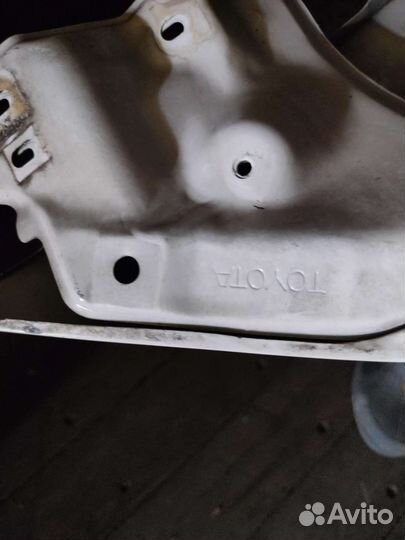 Крыло celica 230