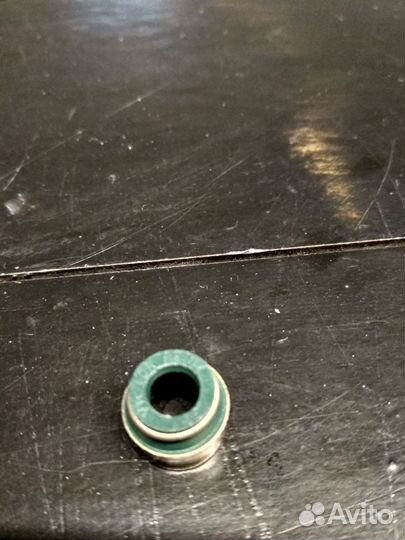 Маслосъемные колпачки Mazda