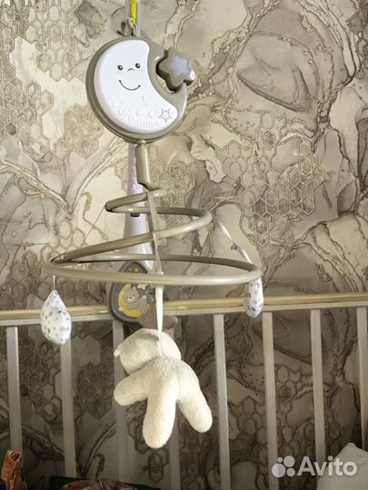 Мобиль на кроватку chicco