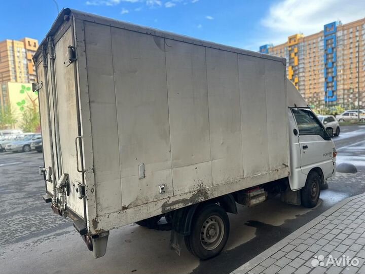 Hyundai Porter цельнометаллический, 2010