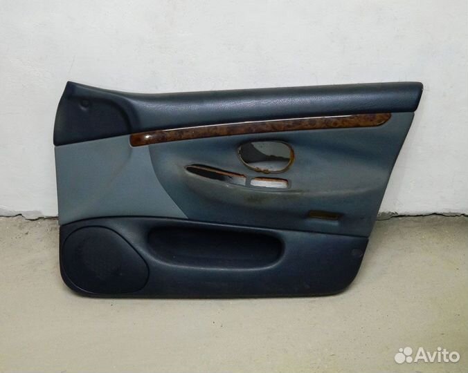 Обшивка двери передней правой Peugeot 406 рестайл