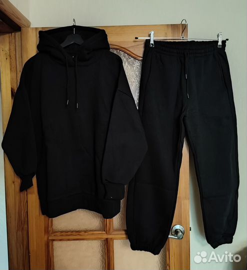 Спортивный костюм женский новый 54,56