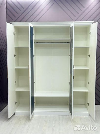 Шкаф распашной