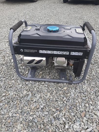 Генератор бензиновый бу Carver 2.8квт