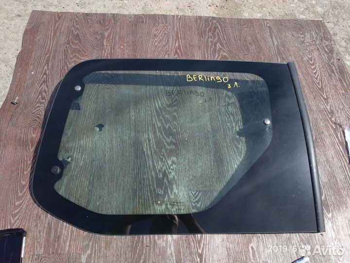 Стекло двери задней левой для Citroen Berlingo