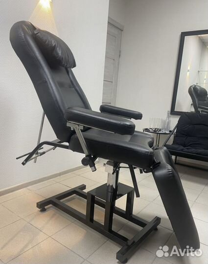 Кушетка косметологическая