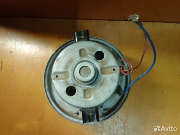 Электродвигатель 220в бу от пылесоса