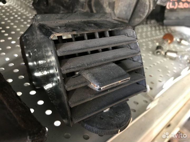 Дефлектор воздушный Mercedes-Benz G-Class W463