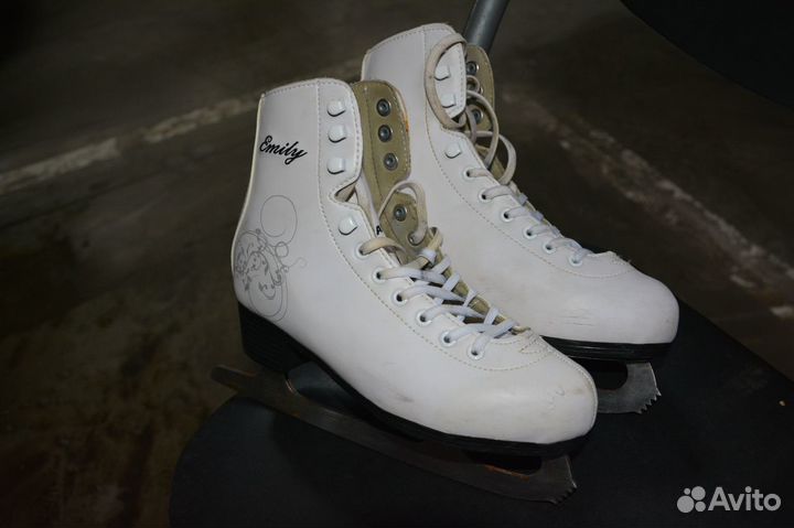 Коньки 35