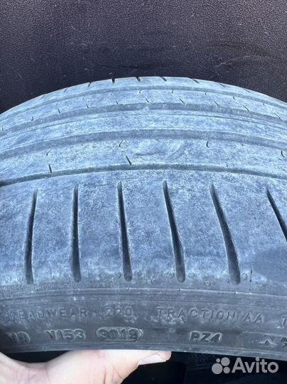 Pirelli P Zero 235/35 R19 91Y