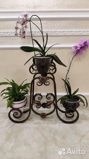 Подставка для цветов напольная