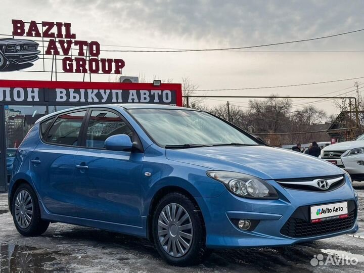 Hyundai i30 1.6 AT, 2011, 275 000 км