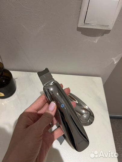 Ультразвуковой скраб bork D682