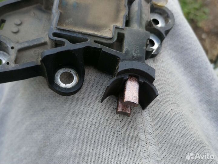 Регулятор напряжения генератора bosch