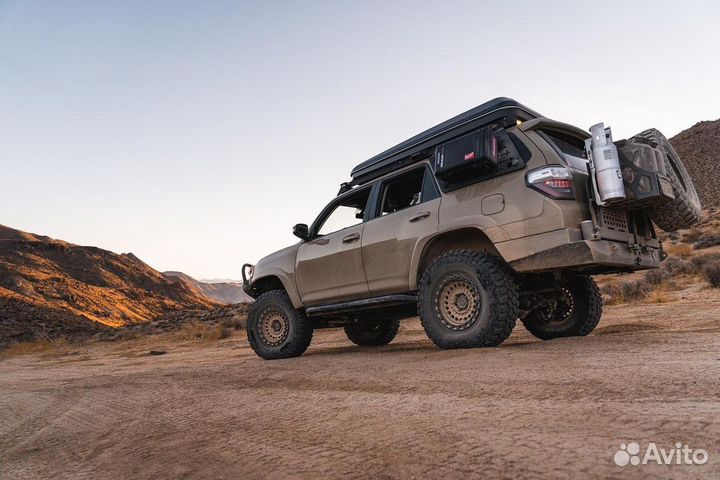 Диски Black Rhino R20 6x139,7 Toyota Hilux