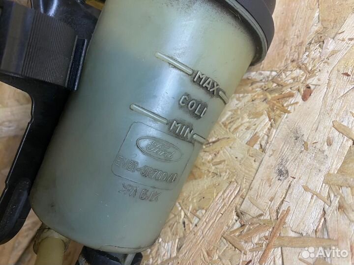 Бачок гидроусилителя Ford Focus 3 рест. 2016 1.6