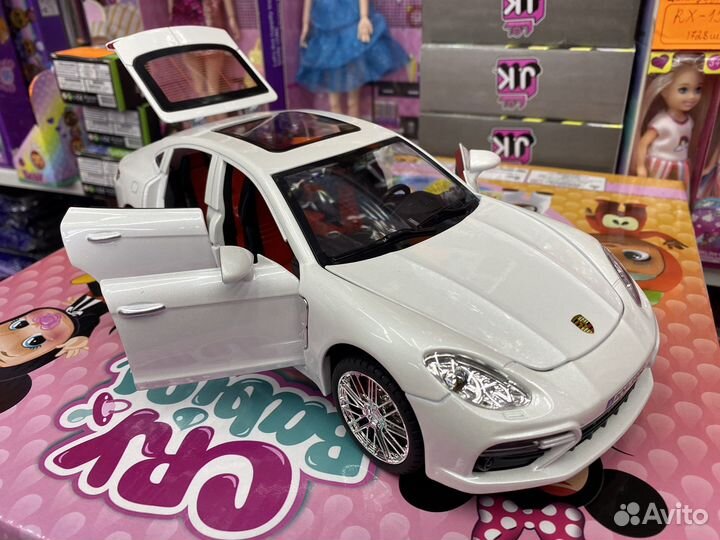 Металлическая машинка Porshe Panamera. 26 см