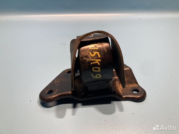 Подушка АКПП для Mitsubishi Carisma