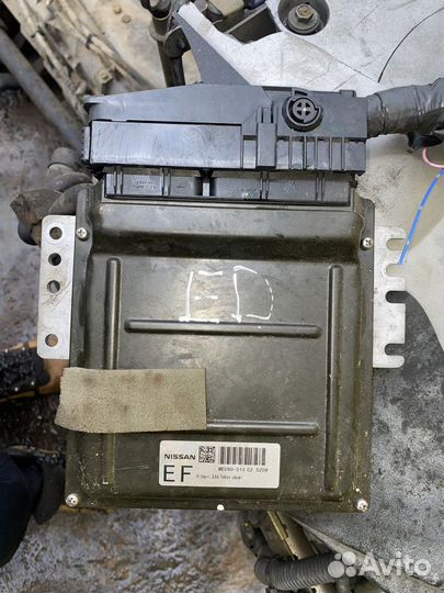 Блок управления двигателем VQ35DE MEC60-010 Nissan