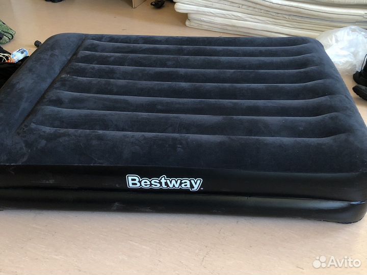 Надувной матрас bestway