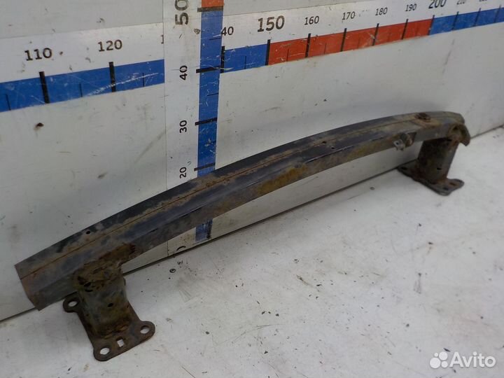 Усилитель бампера переднего Nissan Qashqai 2006