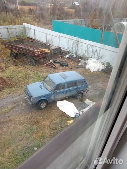 LADA 4x4 (Нива) 1.7 МТ, 2001, 100 000 км