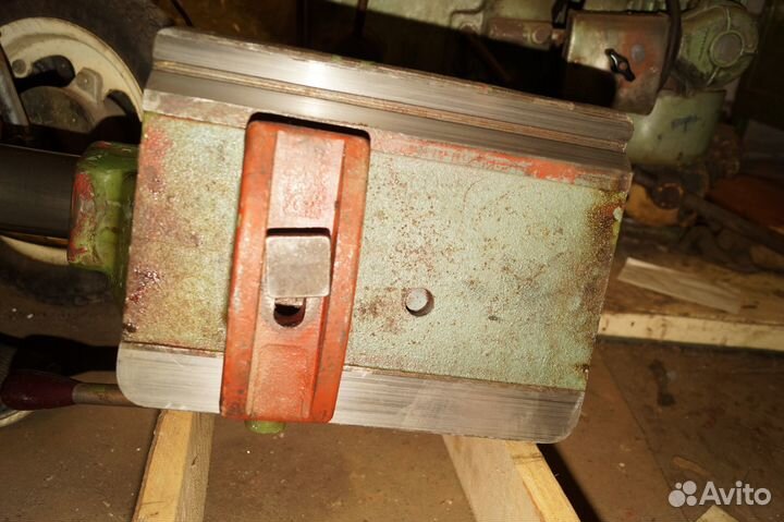 Задняя бабка TOS SV18RA