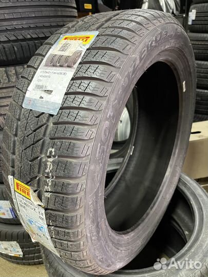 Pirelli Winter Sottozero 3 275/40 R19 106V