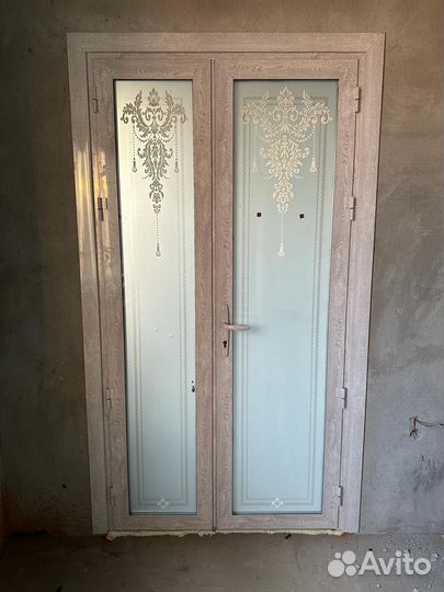 Пластиковый окно и двери