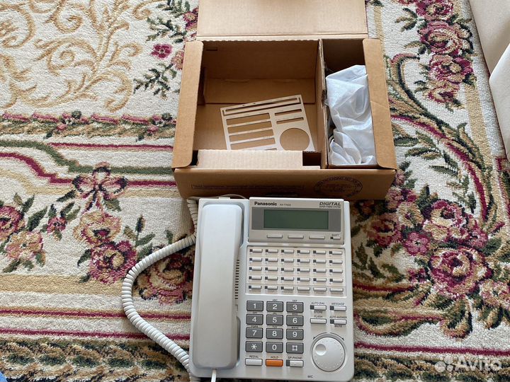 Цифровой системный телефон Panasonic