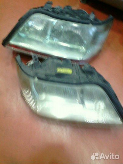 Фары Тойота-Кроун (171 кузов) мажеста