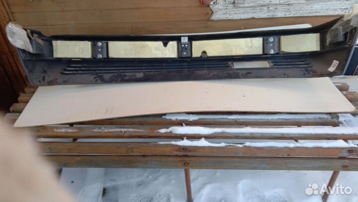 Бампер 124 мерс