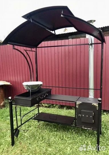 Мангал с крышей
