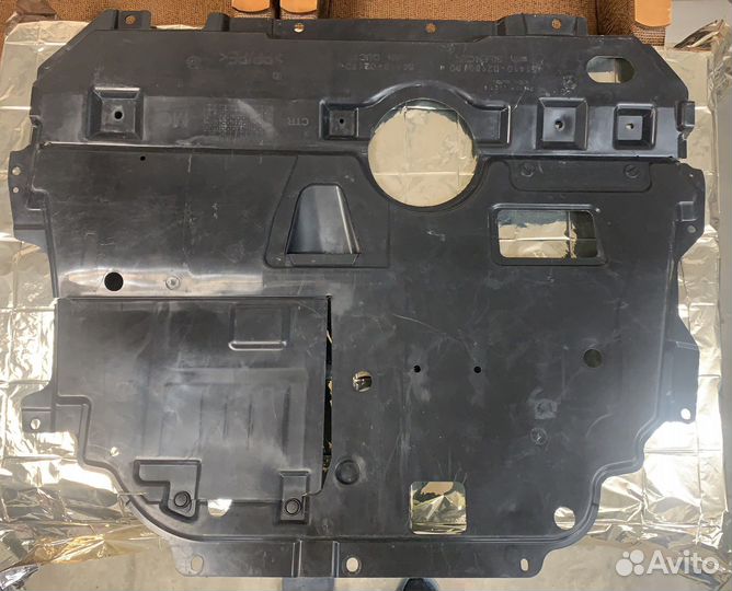 Защита двигателя toyota avensis t27