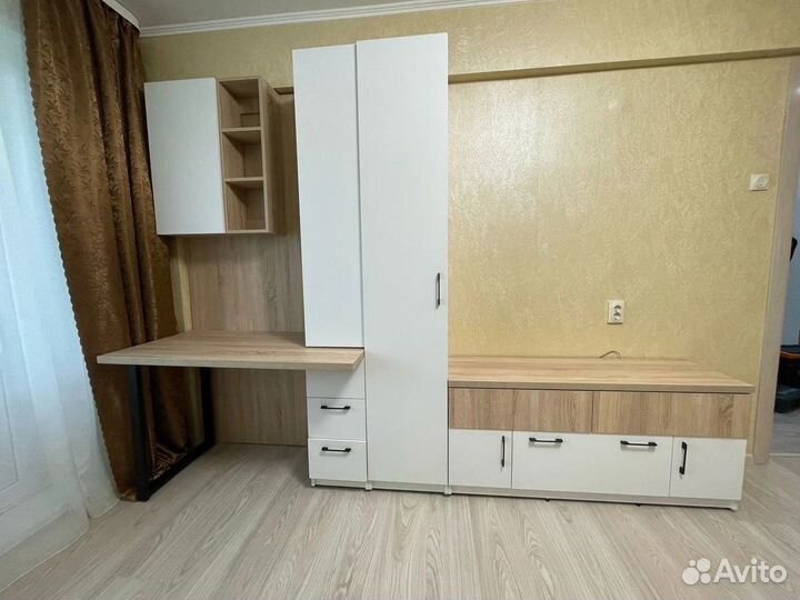 Стенка со столом К 500