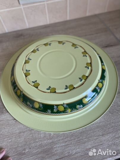 Поднос с крышкой