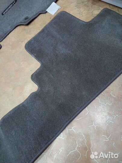 Продам коврики Хонда Инсайт 2009 оригинал