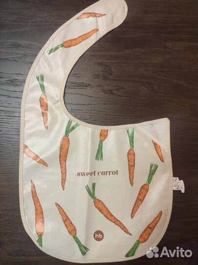 Нагрудный фартук для кормления happy baby