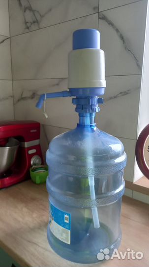 Водяной насос помпа