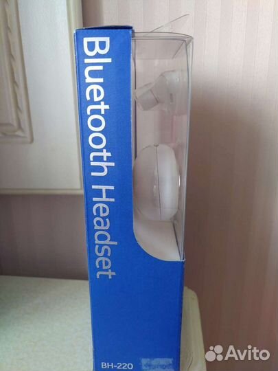Bluetooth гарнитура Nokia Luna