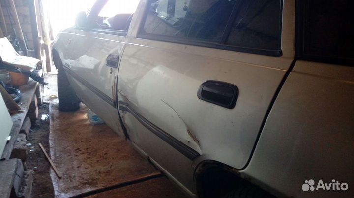 Daewoo Nexia 1.5 МТ, 2005, битый, 130 000 км