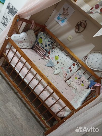 Детская кроватка