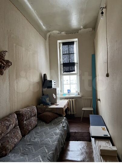 Комната 28 м² в 4-к., 5/5 эт.